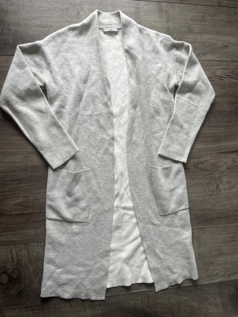 Aritzia babaton Long Open-Front Women's Cardigan Sweater in Light Gray
